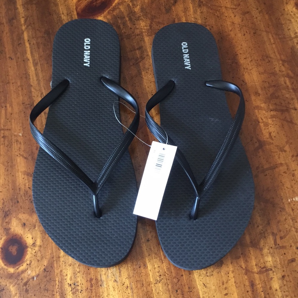 Old Navy•Black Flip Flops Sandals